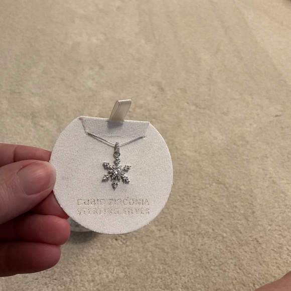 Macys cubic zirconia, sterling silver, snowflake necklace nwt - Picture 2 of 4